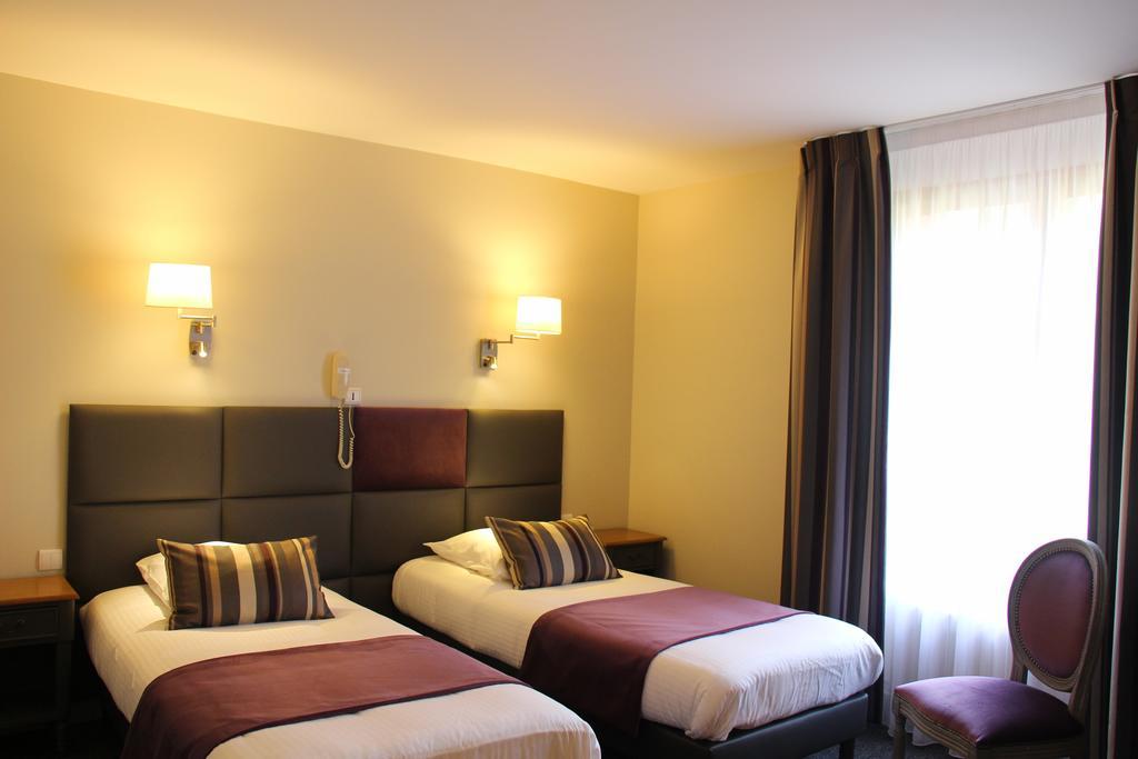 Hotel Spa & Restaurant O Pervenches Chambery Bagian luar foto