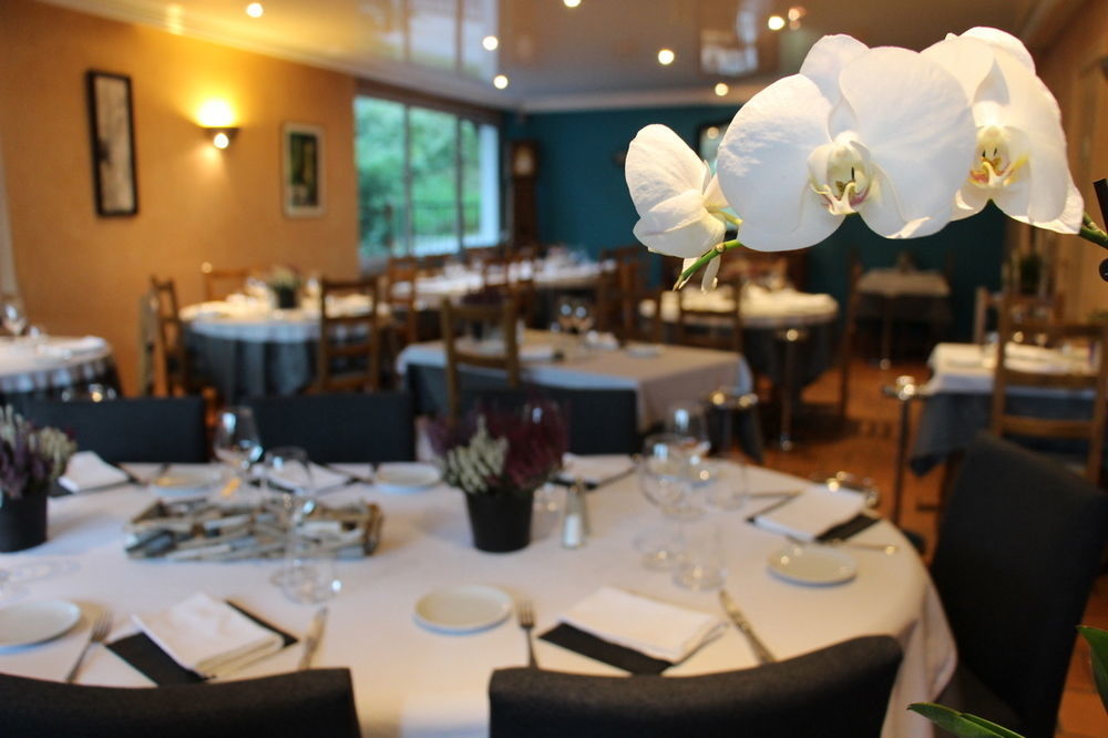 Hotel Spa & Restaurant O Pervenches Chambery Bagian luar foto